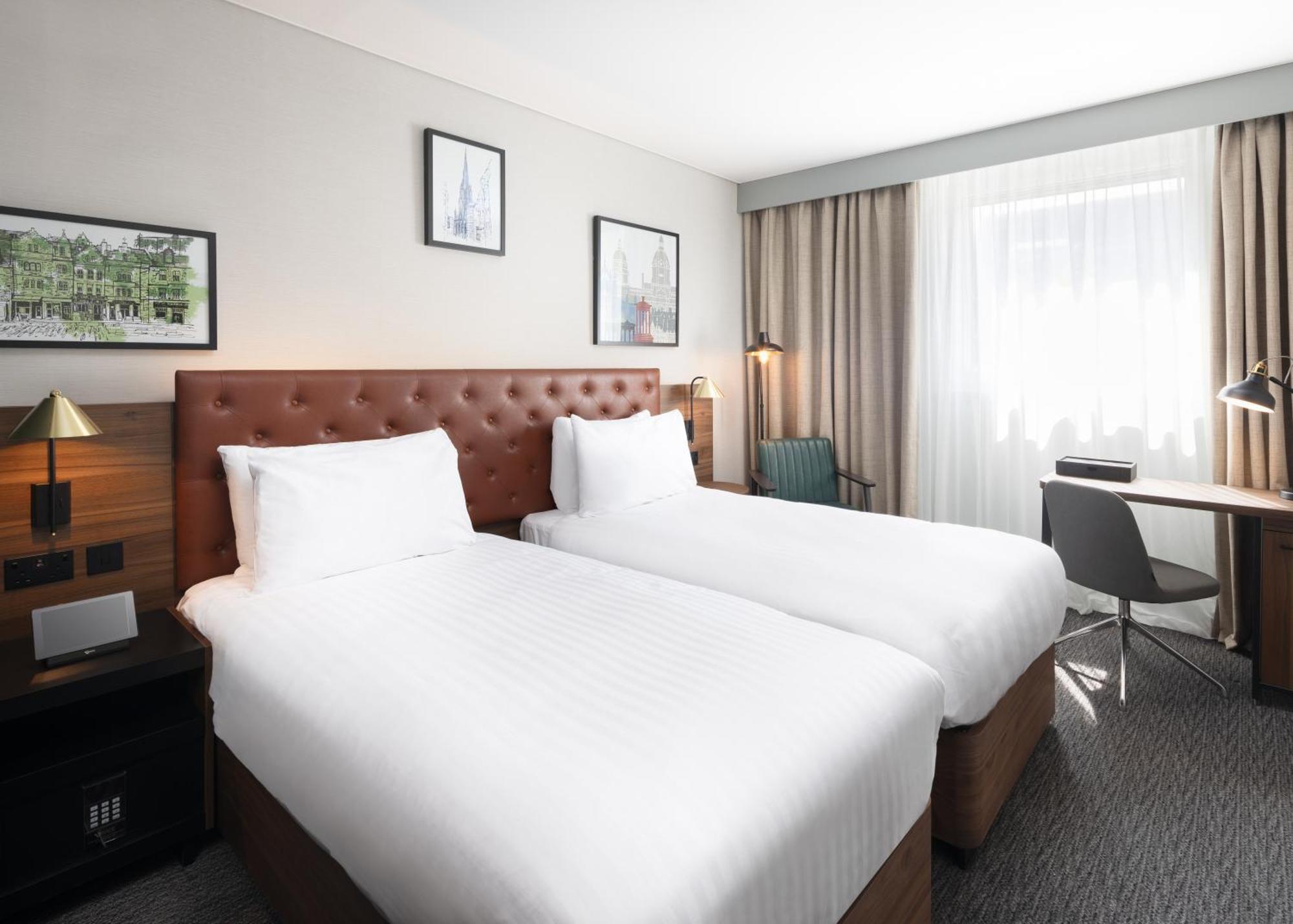 Four Points By Sheraton Единбург Екстериор снимка