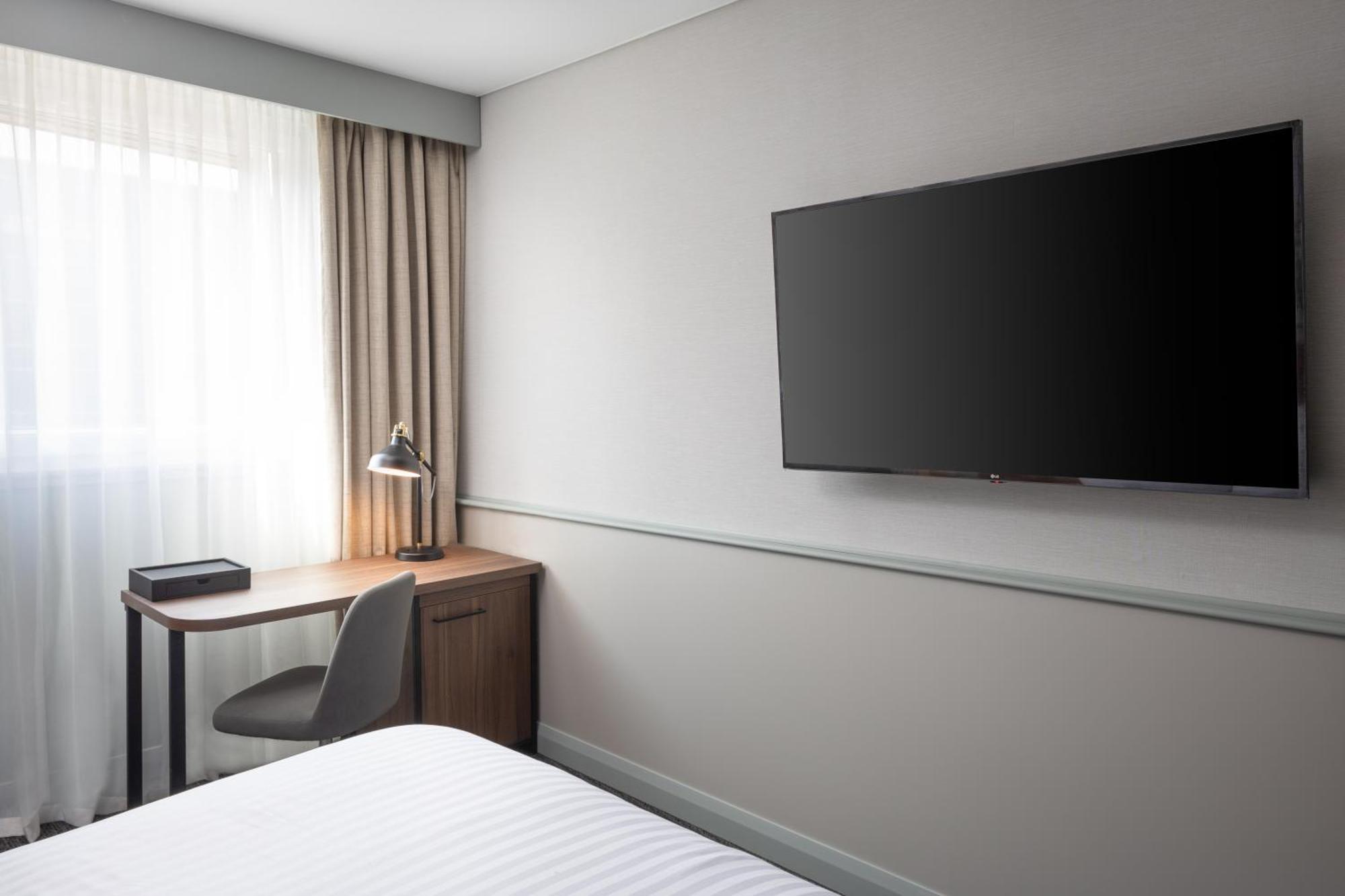 Four Points By Sheraton Единбург Екстериор снимка
